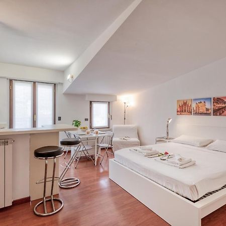 Ferrucci, 6 - Monolocale Al Settimo Cielo Apartment Milan Exterior photo