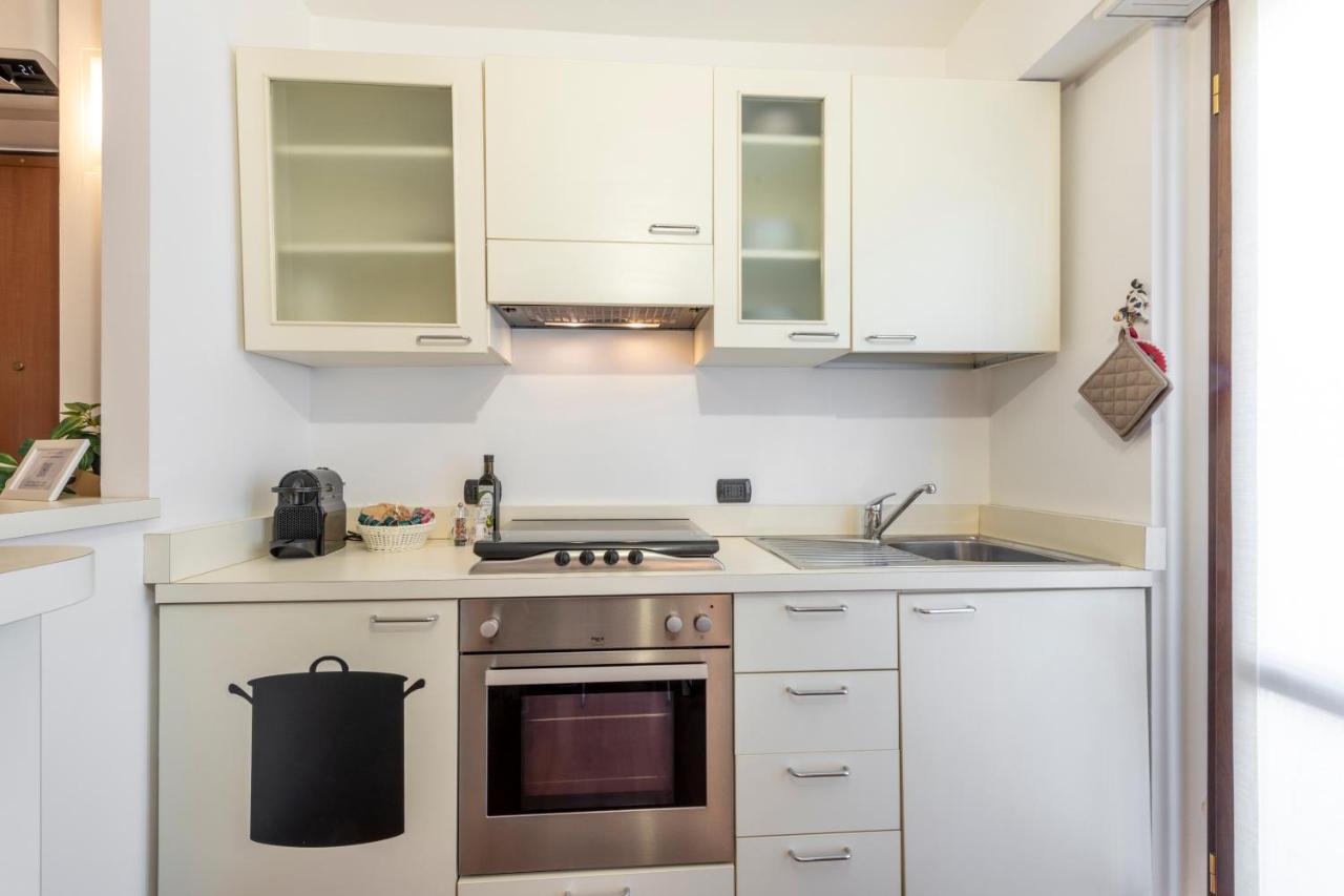 Ferrucci, 6 - Monolocale Al Settimo Cielo Apartment Milan Exterior photo